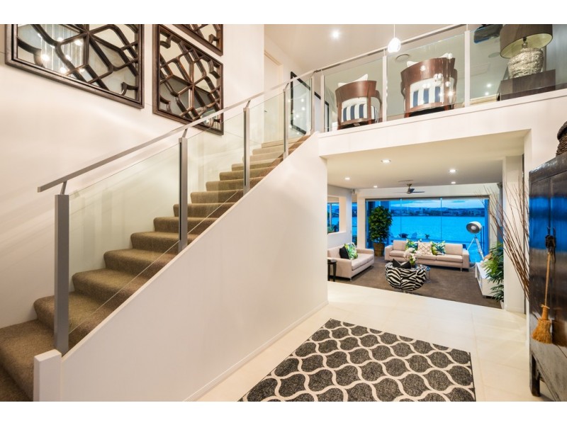146 Sir Bruce Small Boulevard, Benowa Waters QLD 4217