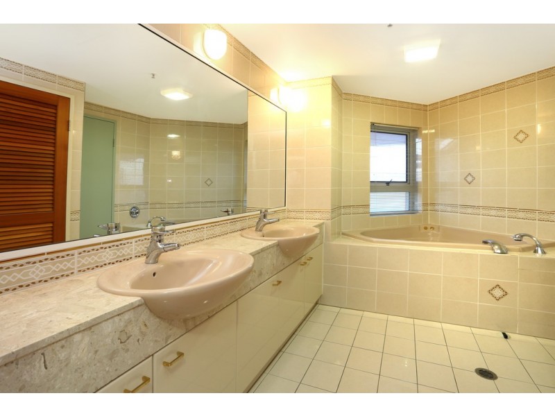 127/129 Sub Penthouse  ‘Belle Maison’ Surf Parade, Broadbeach QLD 4218