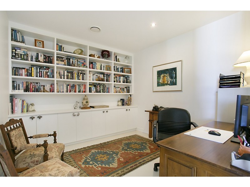 1901/33 T E Peters Drive, Broadbeach Waters QLD 4218