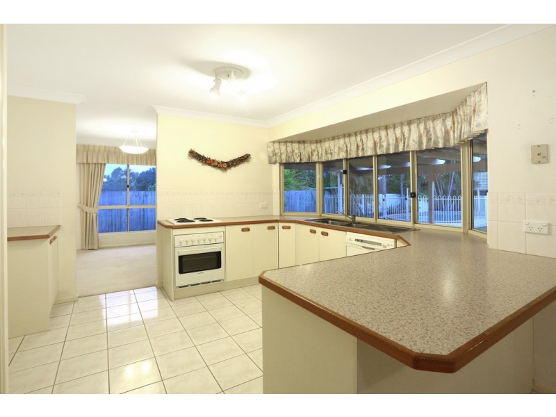 4 Coen Place, Helensvale QLD 4212