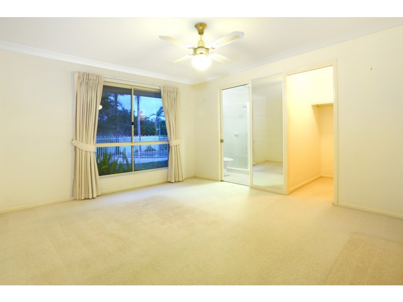 4 Coen Place, Helensvale QLD 4212