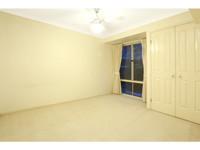 4 Coen Place, Helensvale QLD 4212