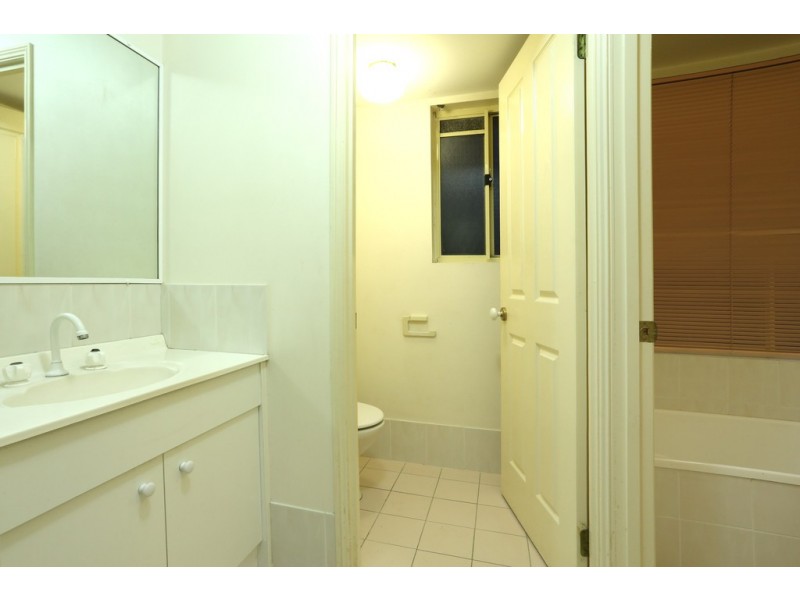 4 Coen Place, Helensvale QLD 4212