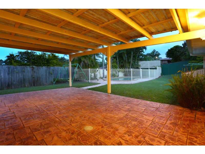 4 Coen Place, Helensvale QLD 4212