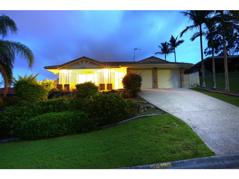 4 Coen Place, Helensvale QLD 4212