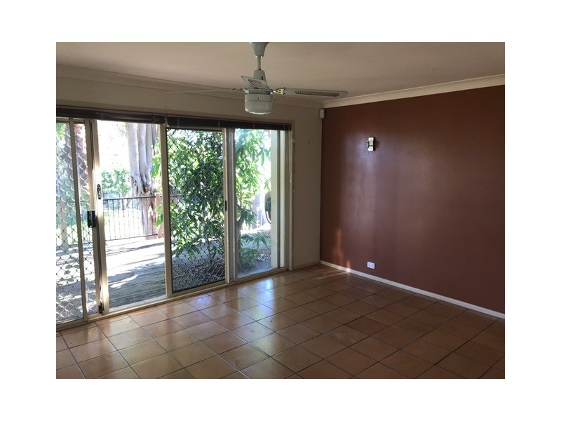 15 Cook Close, Southport QLD 4215