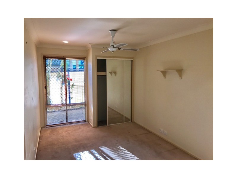 15 Cook Close, Southport QLD 4215