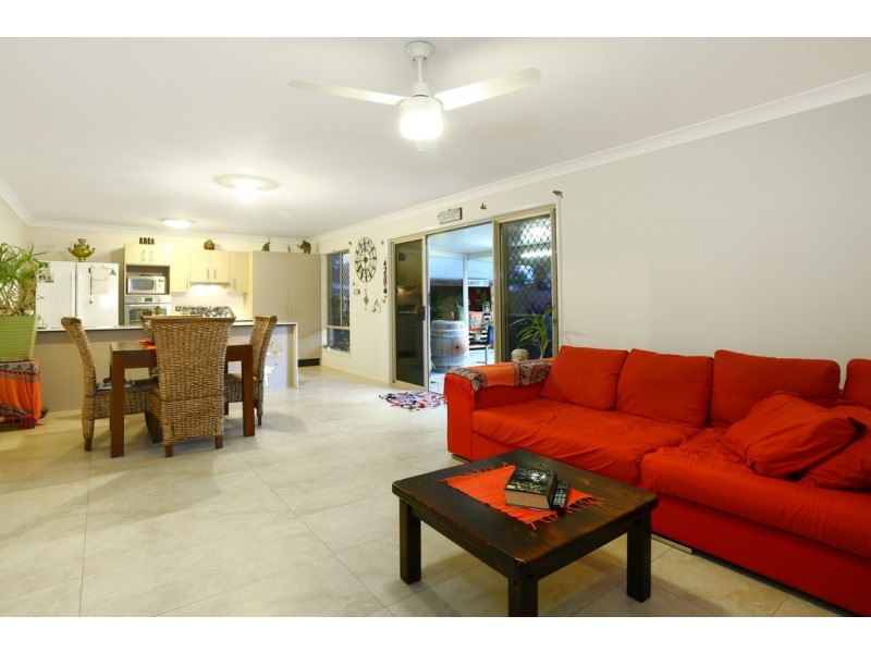 16 Moonah Avenue, Southport QLD 4215