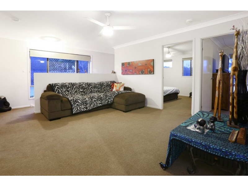 16 Moonah Avenue, Southport QLD 4215