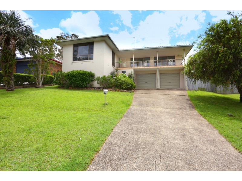 35 Pinkwood Drive, Ashmore QLD 4214