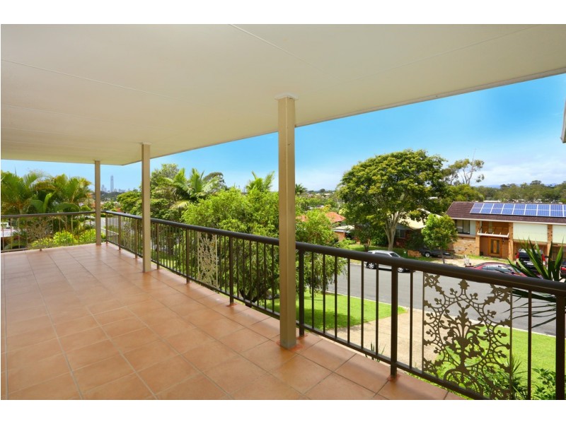 35 Pinkwood Drive, Ashmore QLD 4214