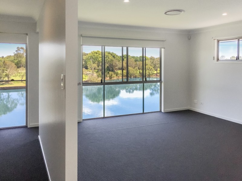 7682 Fairway Boulevard, Hope Island QLD 4212