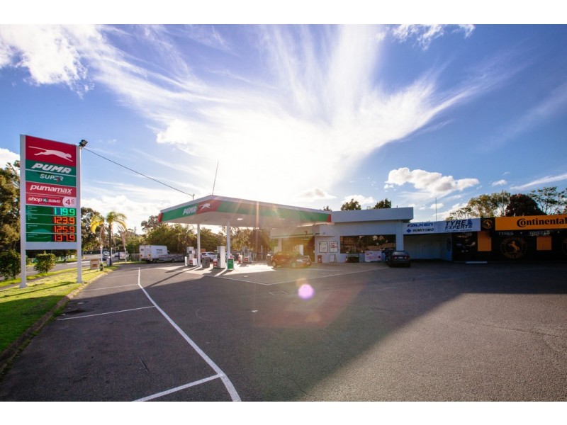 177 Government Road, Labrador QLD 4215