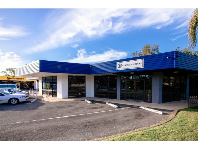 177 Government Road, Labrador QLD 4215