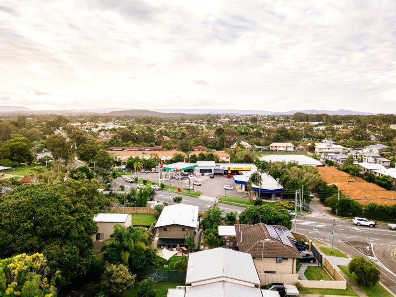 177 Government Road, Labrador QLD 4215