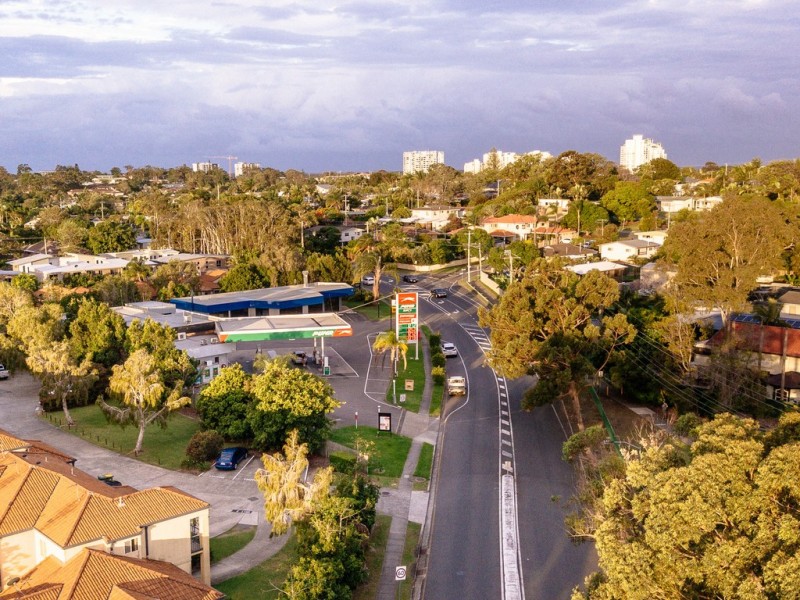 177 Government Road, Labrador QLD 4215