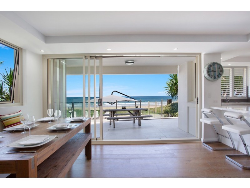 2 ‘Viscount Towers’ 1 First Avenue, Surfers Paradise QLD 4217