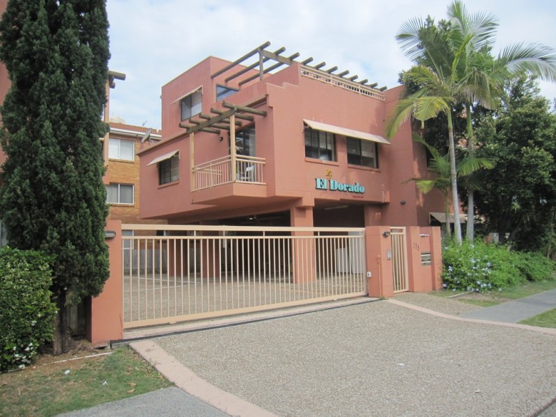 2/173-175 Surf Parade, Broadbeach QLD 4218