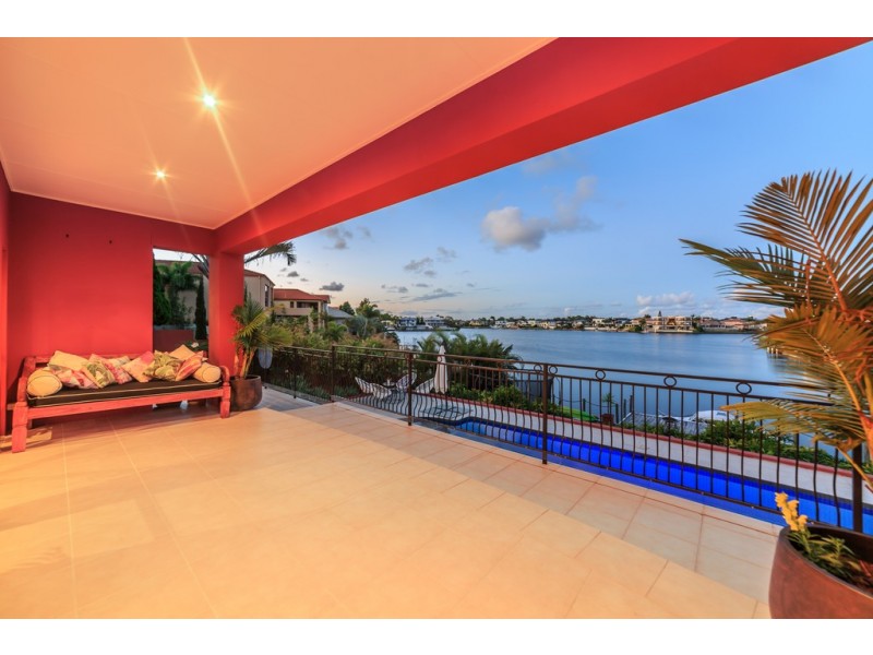21 Clear Water Bay Avenue, Clear Island Waters QLD 4226