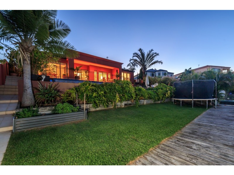 21 Clear Water Bay Avenue, Clear Island Waters QLD 4226