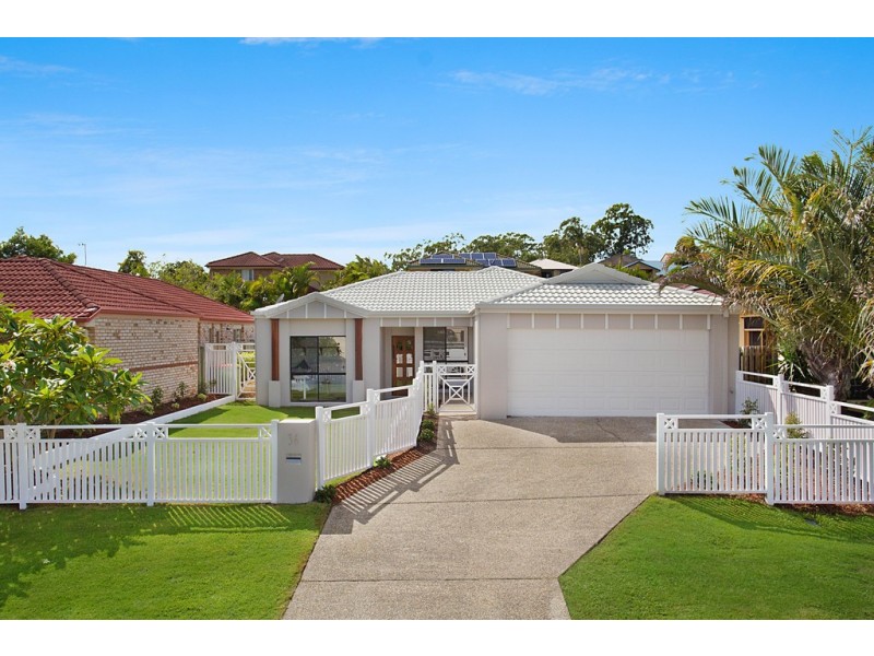 36 Tussock Crescent, Elanora QLD 4221