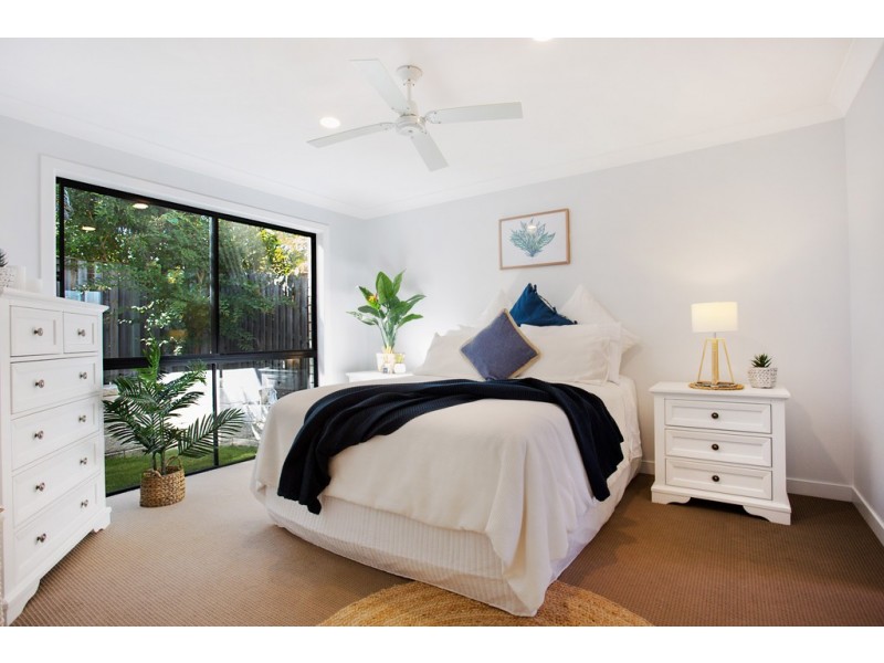 36 Tussock Crescent, Elanora QLD 4221