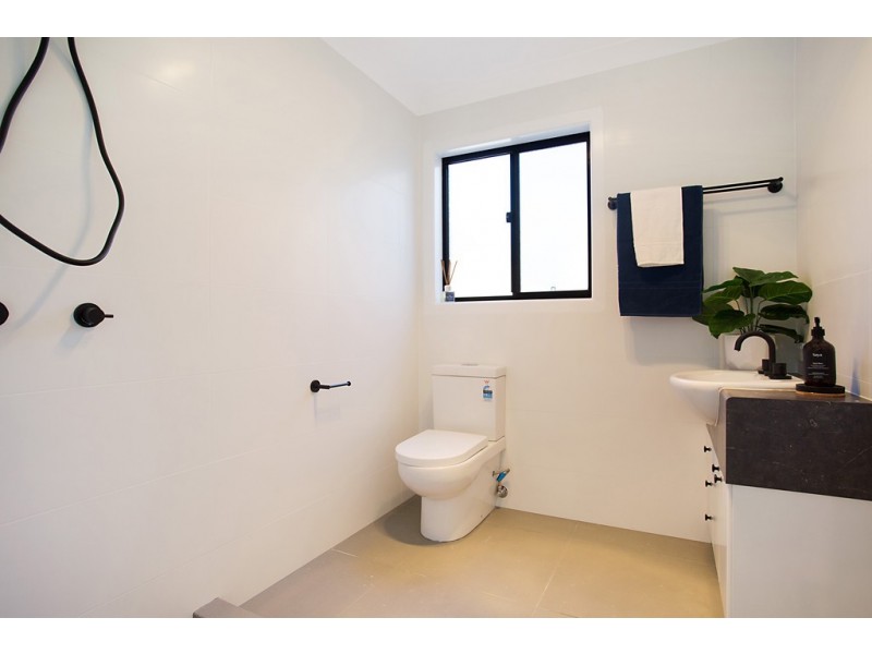 36 Tussock Crescent, Elanora QLD 4221