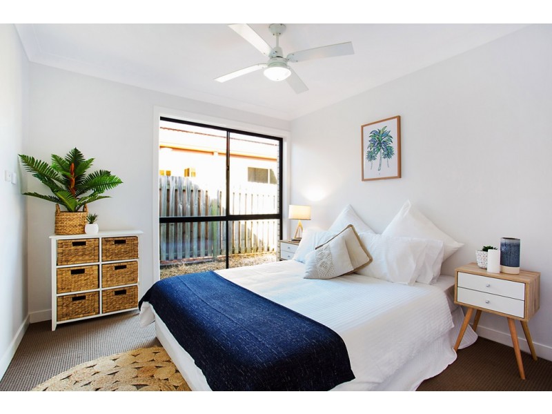 36 Tussock Crescent, Elanora QLD 4221