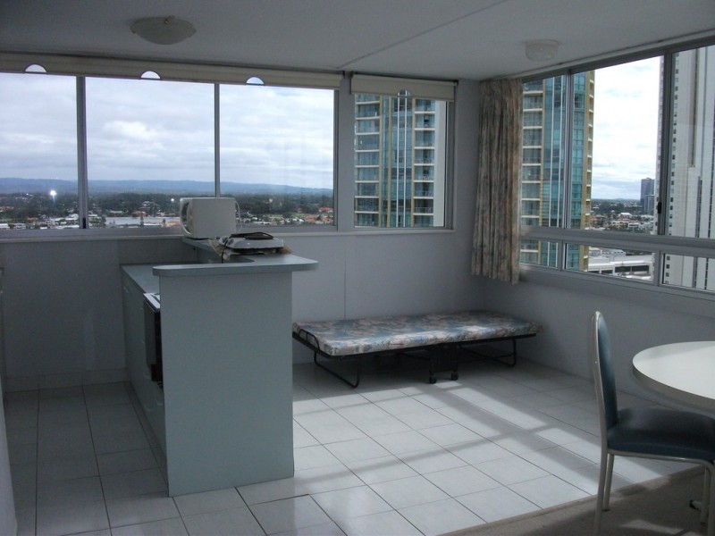 144/2 Ocean Ave, Surfers Paradise QLD 4217