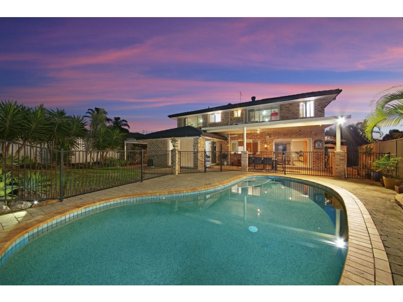 16 Claremont Drive, Robina QLD 4226