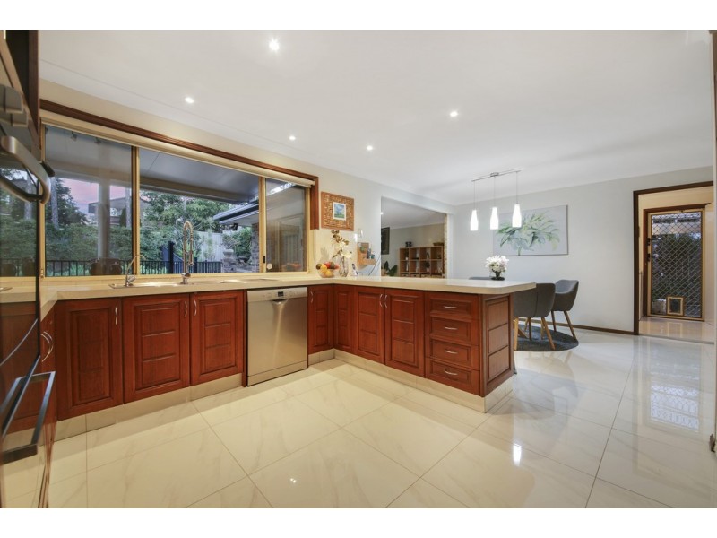 16 Claremont Drive, Robina QLD 4226