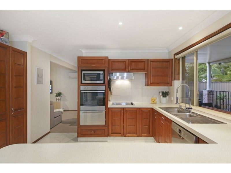 16 Claremont Drive, Robina QLD 4226