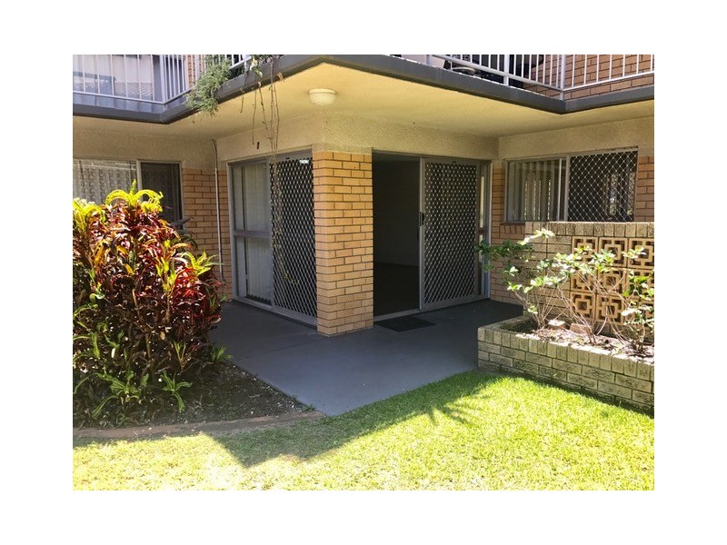 2/19 Anne Ave, Broadbeach QLD 4218