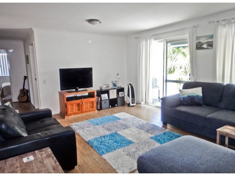 23/17 Genoa Street, Broadbeach QLD 4218