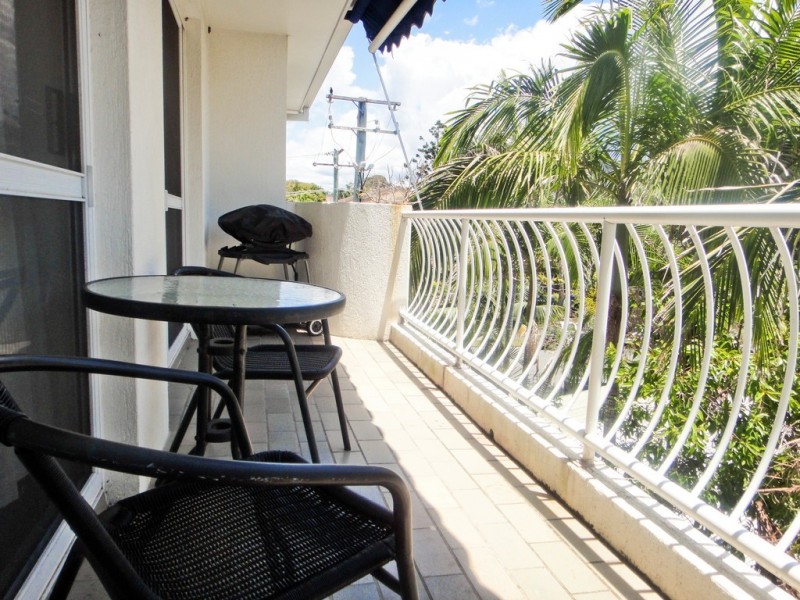 23/17 Genoa Street, Broadbeach QLD 4218