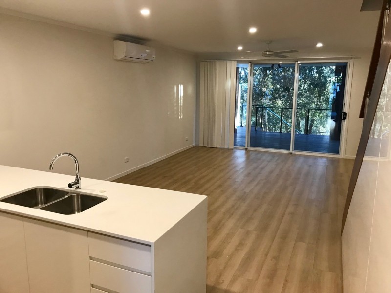 92 Florabella Drive, Robina QLD 4226