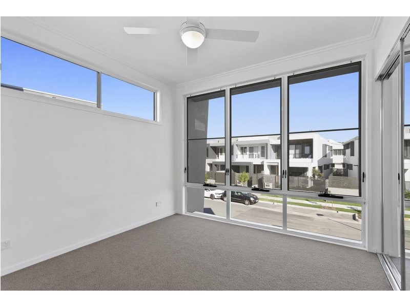 92 Florabella Drive, Robina QLD 4226