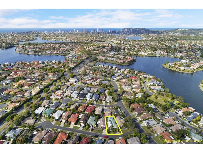 3 Misty Court, Varsity Lakes QLD 4227