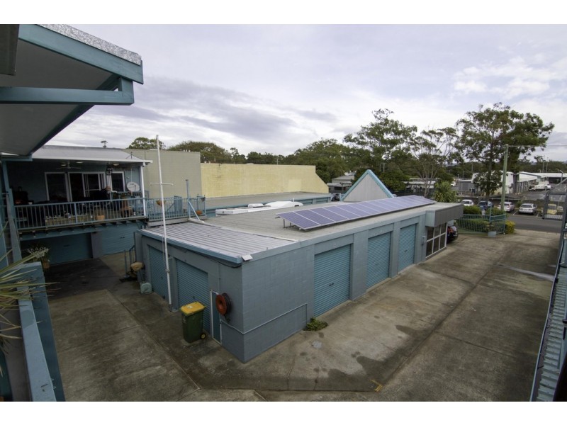 3 Ozone Parade, Miami QLD 4220
