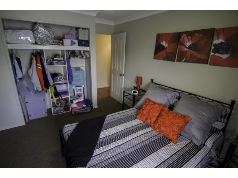 3 Ozone Parade, Miami QLD 4220