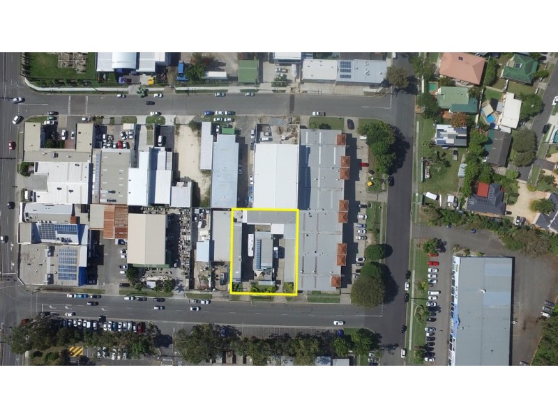 3 Ozone Parade, Miami QLD 4220