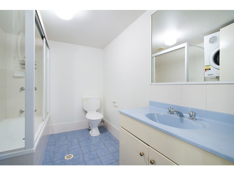 1 ‘Granite Apartments’ 103-105 Frank Street, Labrador QLD 4215