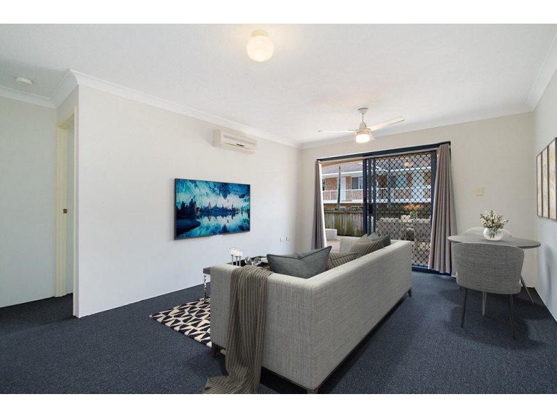 1 ‘Granite Apartments’ 103-105 Frank Street, Labrador QLD 4215