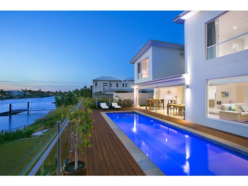 95 Sir Bruce Small Boulevard, Benowa Waters QLD 4217