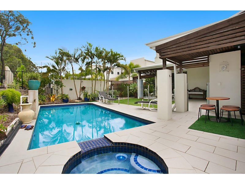 7025 Royal Pines Resort, Benowa QLD 4217