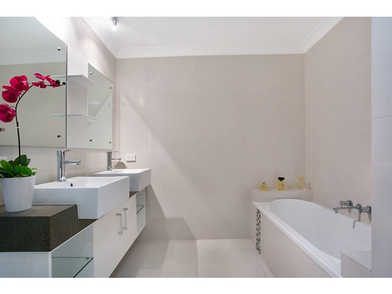 7025 Royal Pines Resort, Benowa QLD 4217