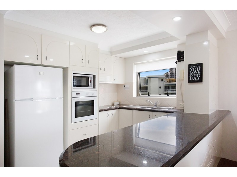 404/8 Philip Avenue, Broadbeach QLD 4218