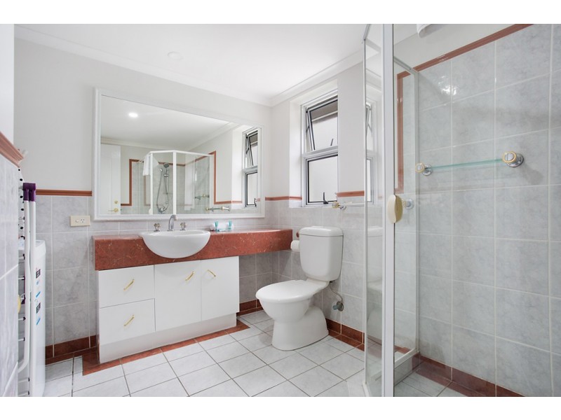 404/8 Philip Avenue, Broadbeach QLD 4218