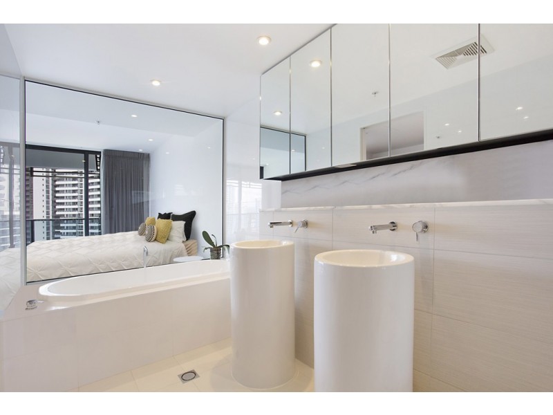 2/1407 ‘The Oracle’ 21 Elizabeth Avenue, Broadbeach QLD 4218