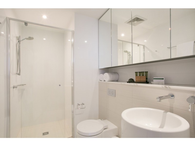 2/1407 ‘The Oracle’ 21 Elizabeth Avenue, Broadbeach QLD 4218